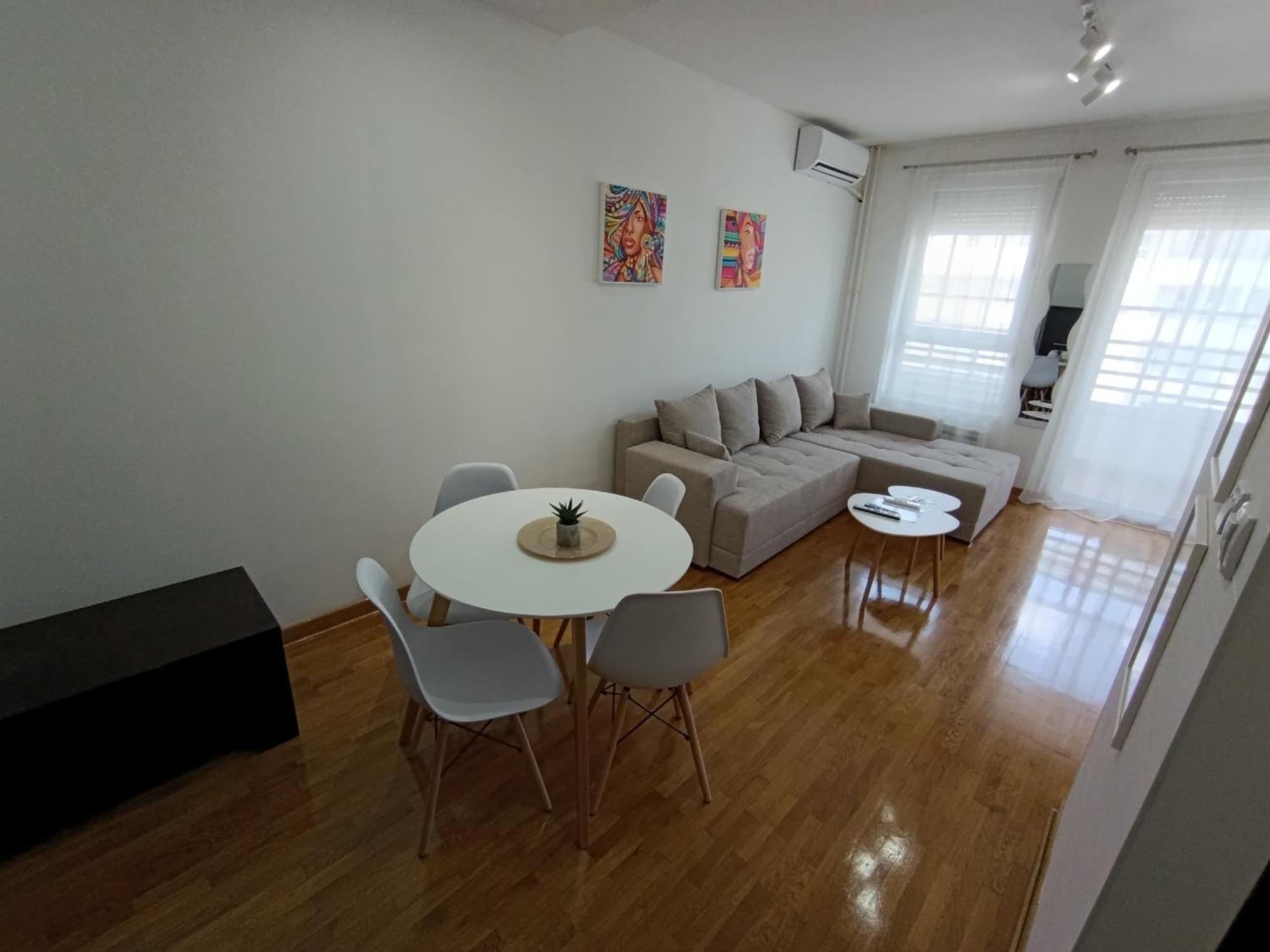 Apartment Tifani Belville Belgrade Room photo